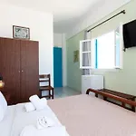 Stella's Place, Vlichada 4*