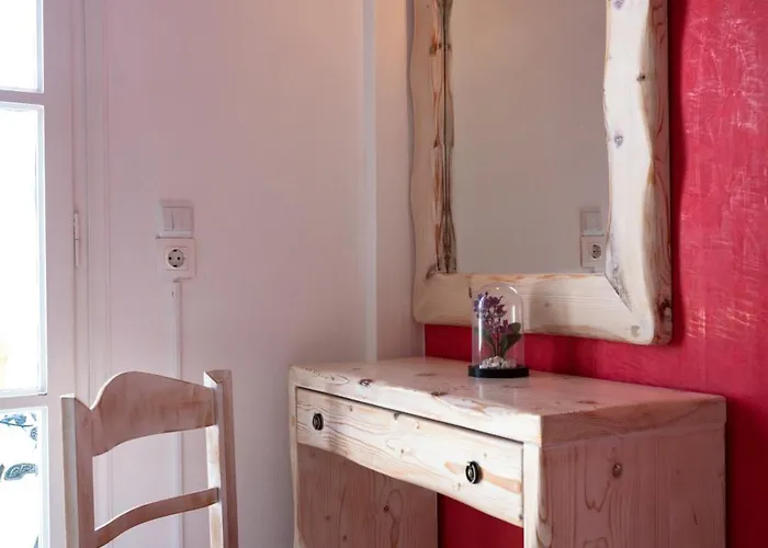 Stella's Place, Vlichada Гостевой дом Вличада