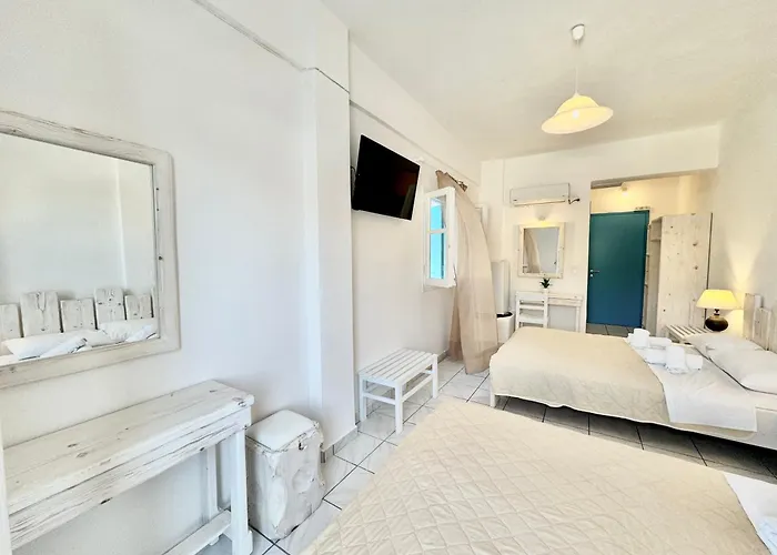 Stella's Place, Vlichada 4*