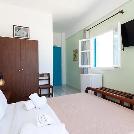 Stella's Place, Vlichada 4*